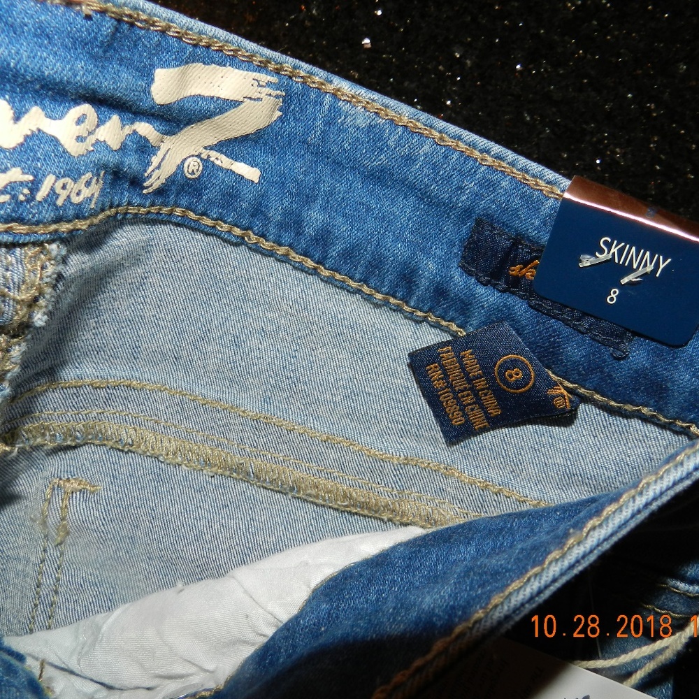 NWT Seven Blue Embroidered Jeans - Picture 2 of 4